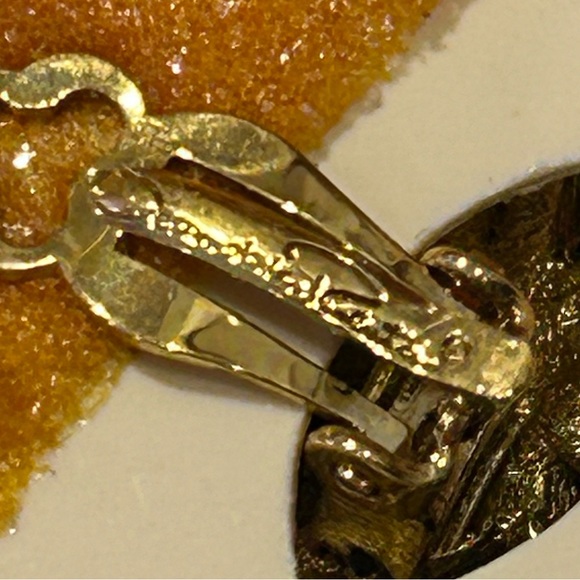 Vintage Oscar de la Renta Domed Enamel Flower Trio Earrings-Boutique - Picture 5 of 10